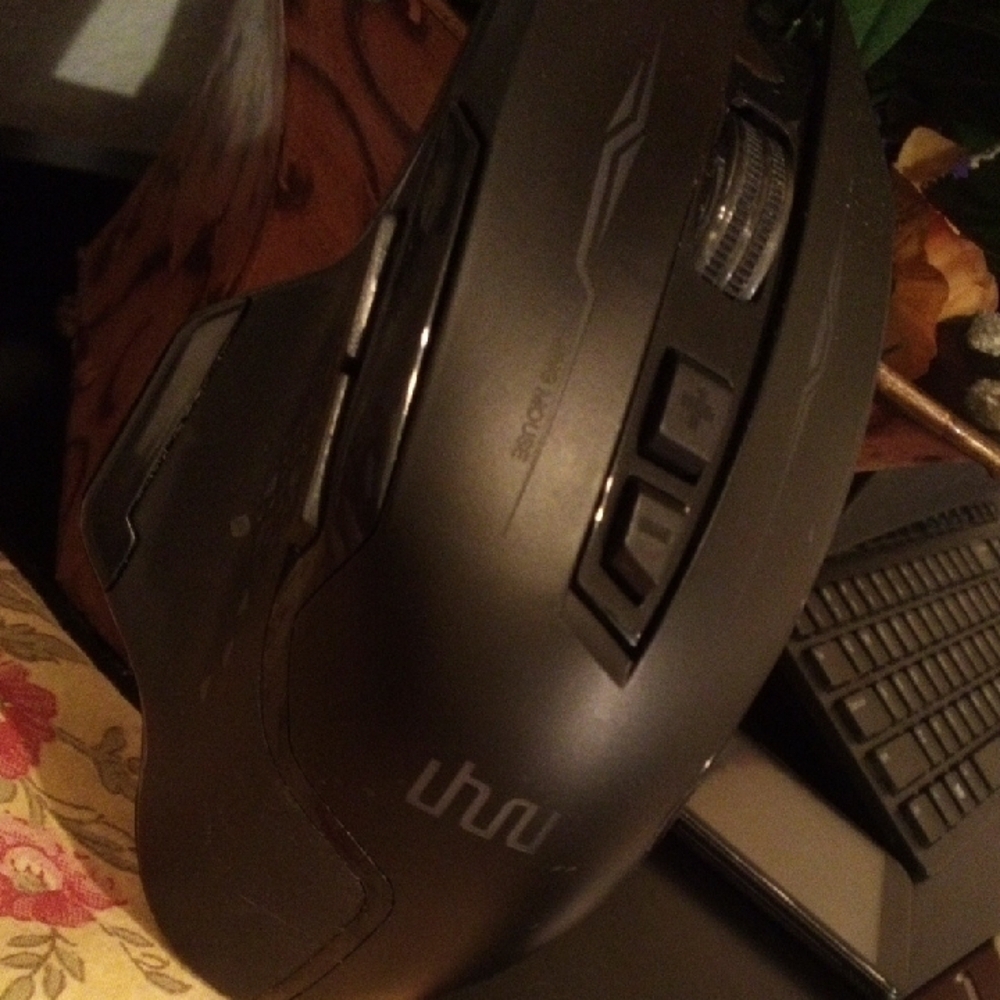 Black Wireless Gaming Mouse - Picture 6 of 6
